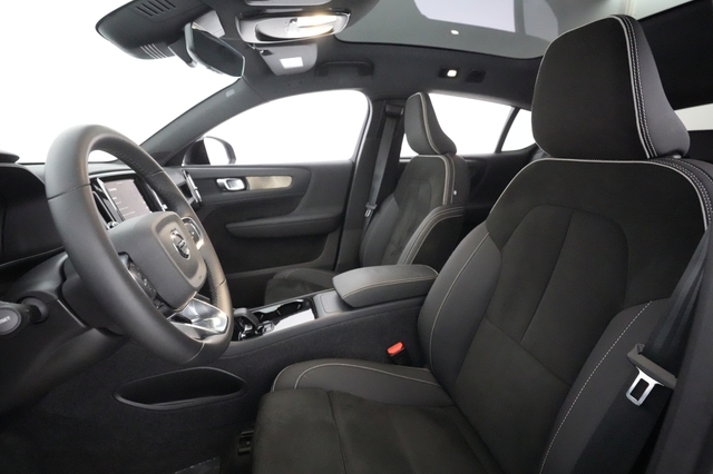 2023 Volvo C40 Recharge