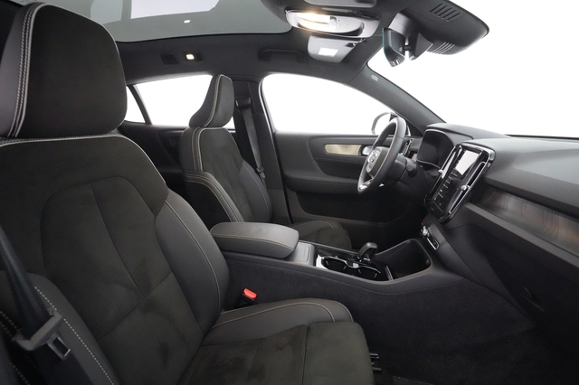 2023 Volvo C40 Recharge