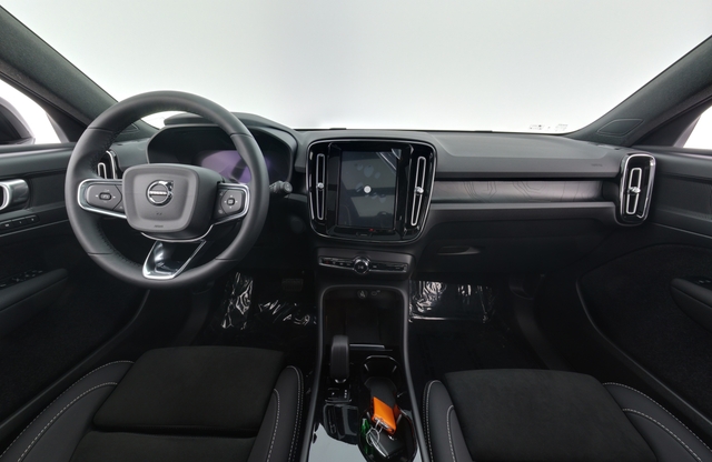 2023 Volvo XC40 Recharge