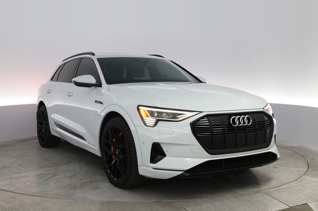2022 Audi e-tron