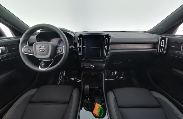 2023 Volvo XC40 Recharge