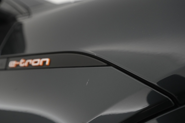 2021 Audi e-tron