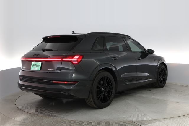 2021 Audi e-tron