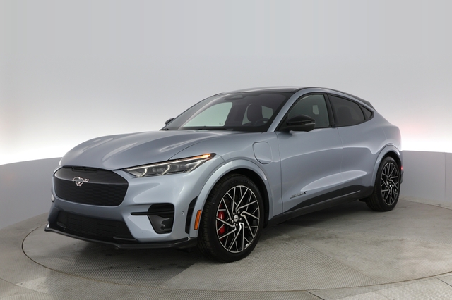2022 Ford Mustang Mach-E