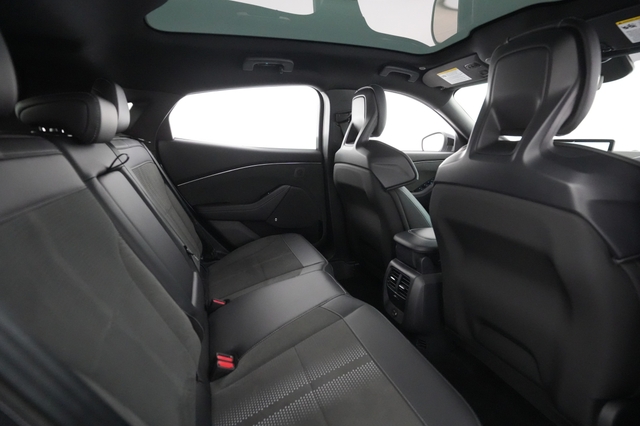 2022 Ford Mustang Mach-E