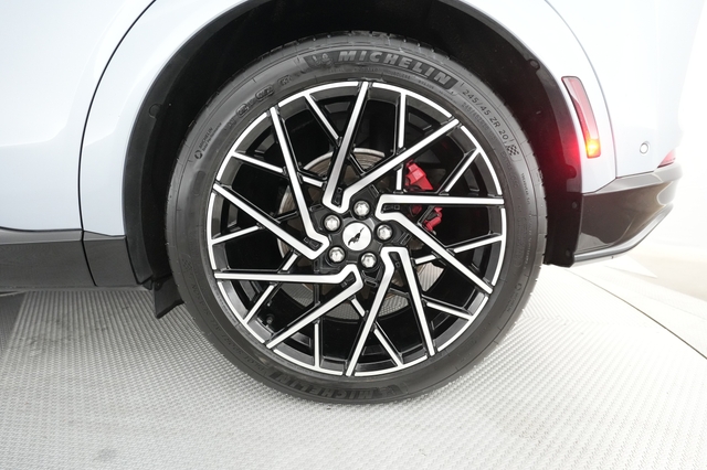 2022 Ford Mustang Mach-E