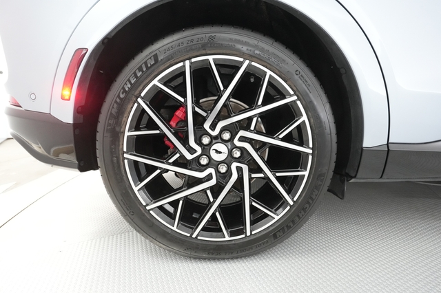 2022 Ford Mustang Mach-E