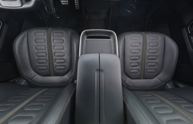 2022 Rivian R1T