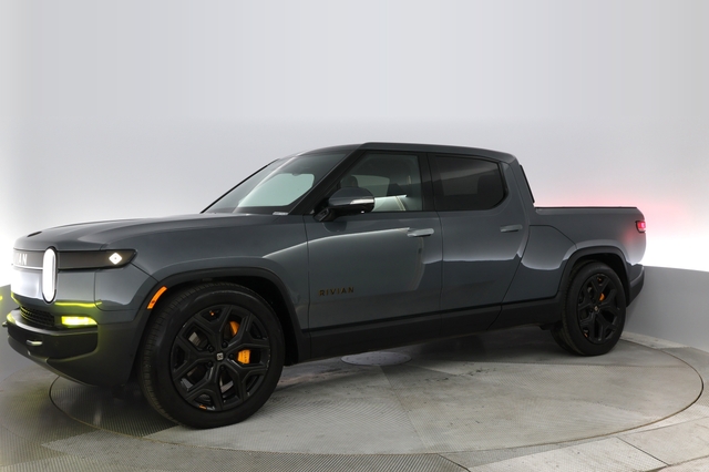 2022 Rivian R1T