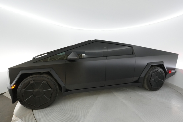 2024 Tesla Cybertruck