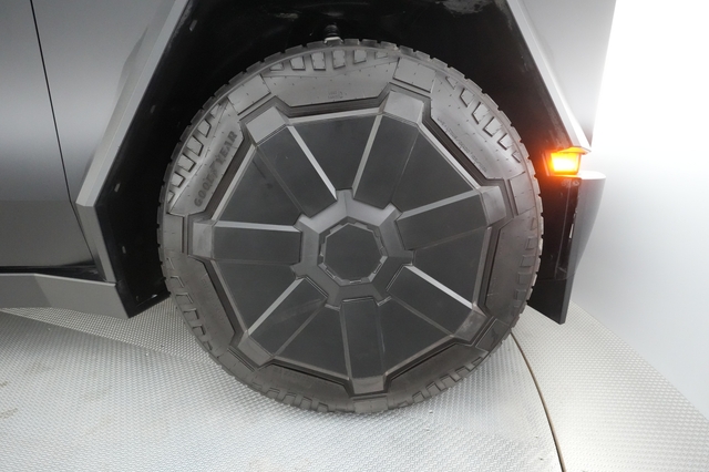 2024 Tesla Cybertruck