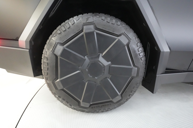 2024 Tesla Cybertruck