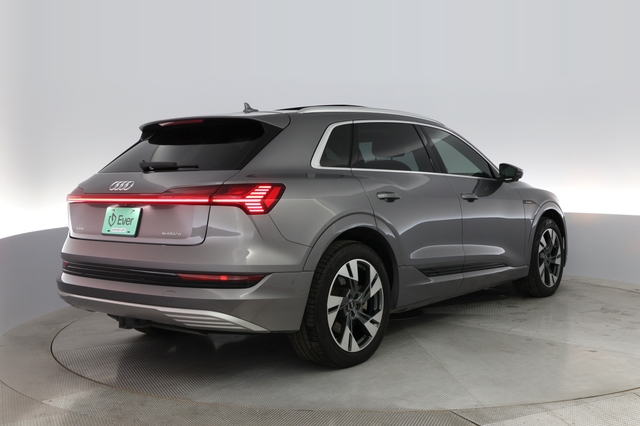 2021 Audi e-tron