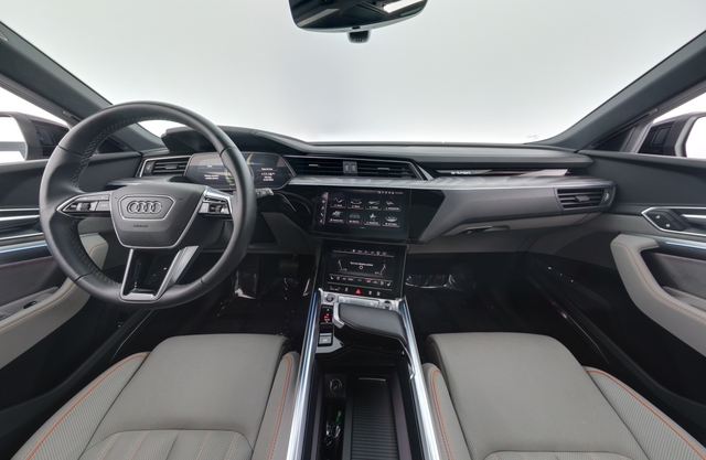 2022 Audi e-tron