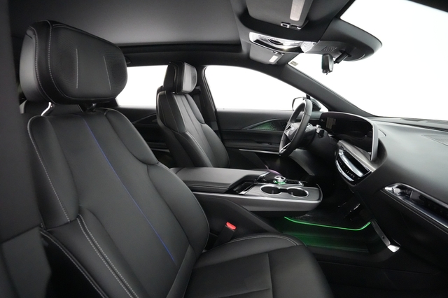 2023 Cadillac LYRIQ
