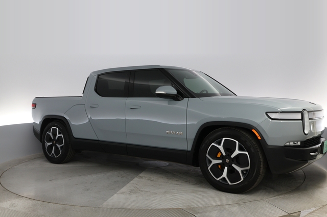 2022 Rivian R1T