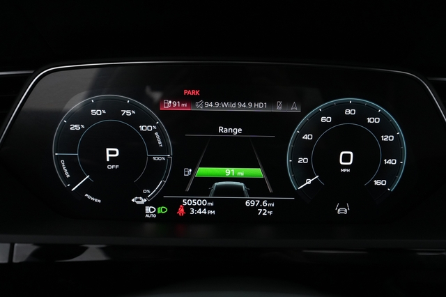 2022 Audi e-tron