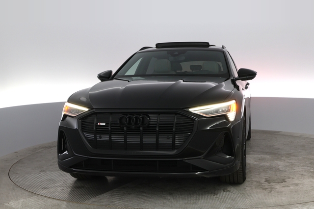 2022 Audi e-tron