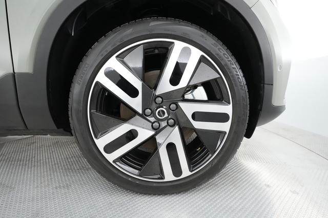 2023 Volvo C40 Recharge
