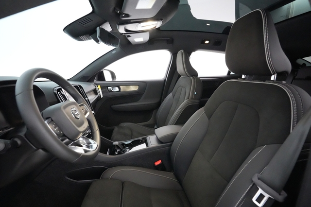 2023 Volvo C40 Recharge