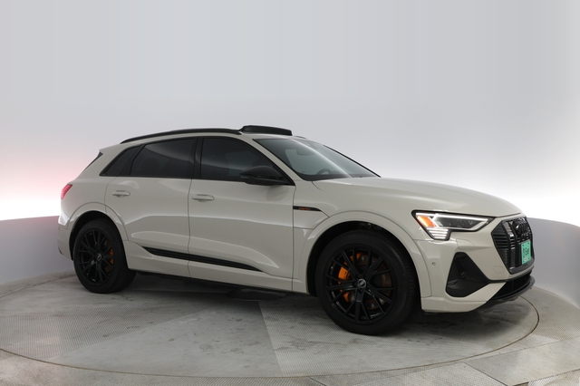 2022 Audi e-tron