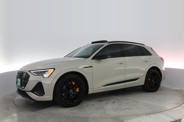 2022 Audi e-tron