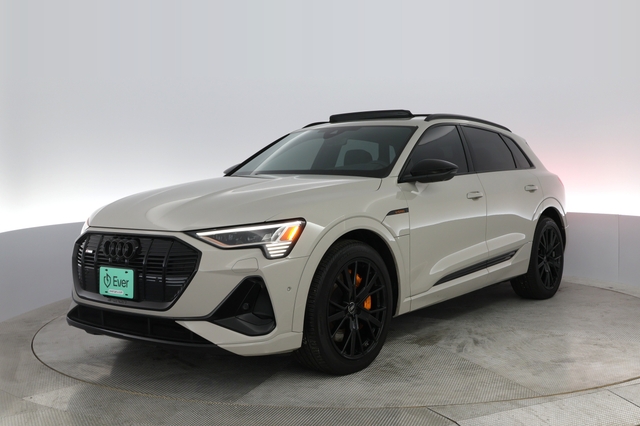 2022 Audi e-tron