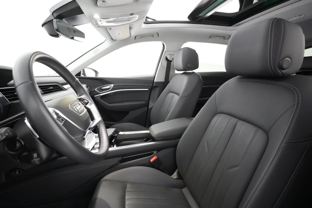 2022 Audi e-tron