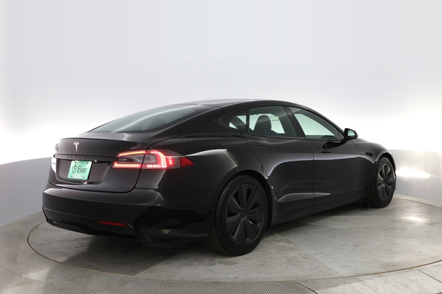 2022 Tesla Model S