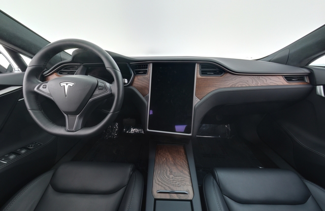 2020 Tesla Model S
