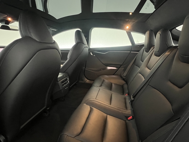 2020 Tesla Model S