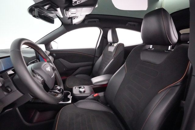 2022 Ford Mustang Mach-E