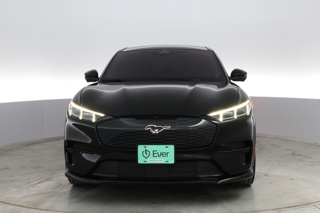 2022 Ford Mustang Mach-E