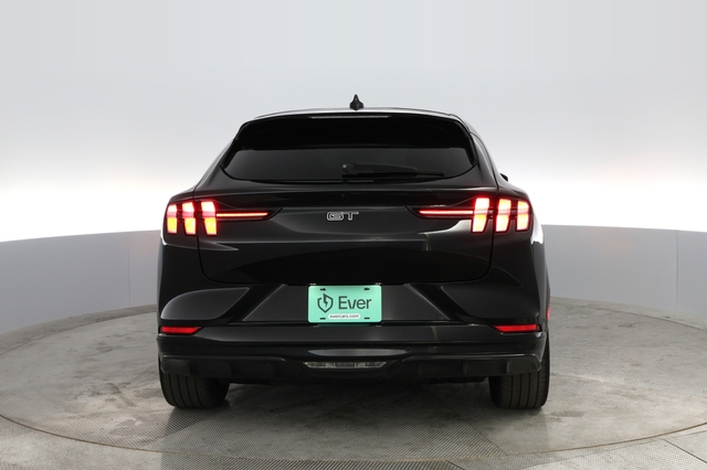 2022 Ford Mustang Mach-E