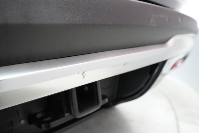 2022 Rivian R1S