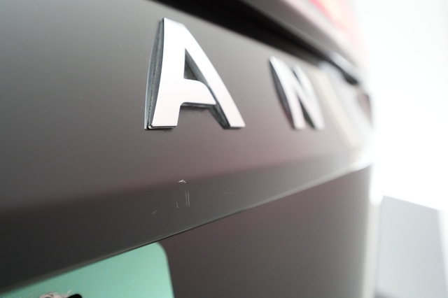 2023 Rivian R1S