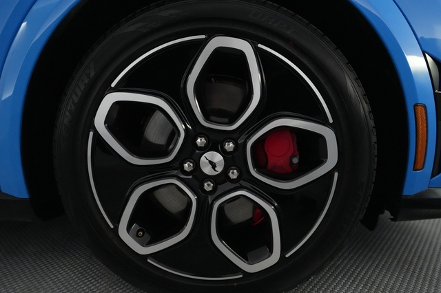 2022 Ford Mustang Mach-E