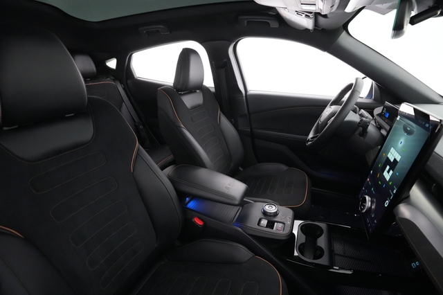 2022 Ford Mustang Mach-E
