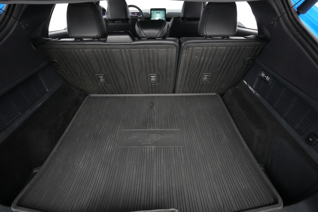 2022 Ford Mustang Mach-E