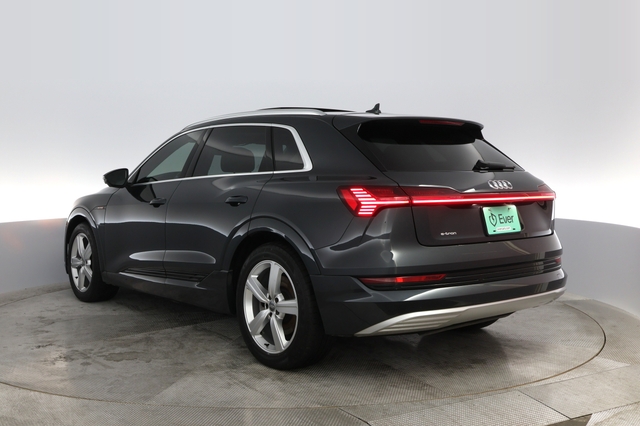 2019 Audi e-tron