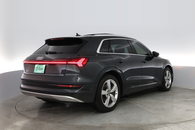 2019 Audi e-tron