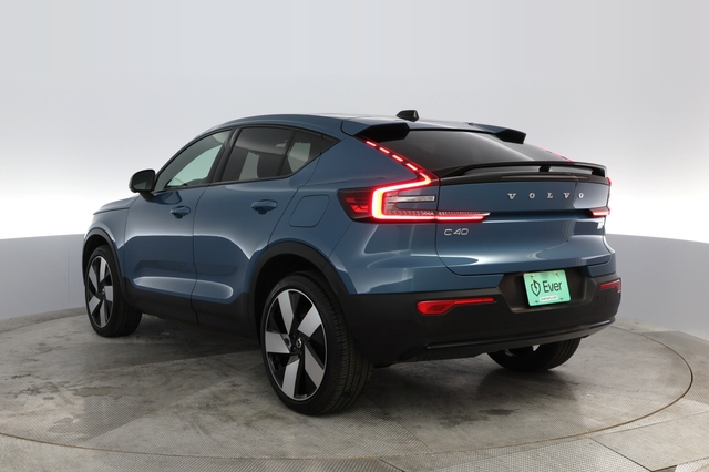 2023 Volvo C40 Recharge