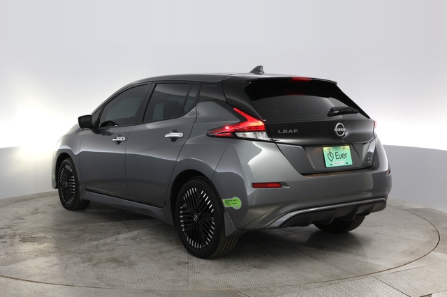 2023 Nissan LEAF