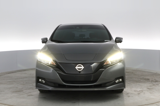 2023 Nissan LEAF