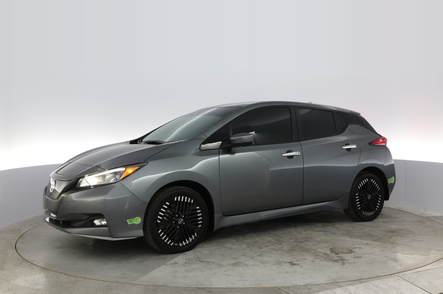 2023 Nissan LEAF