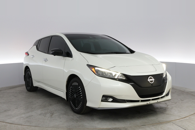 2023 Nissan LEAF