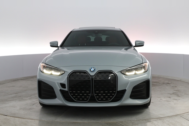 2024 BMW i4
