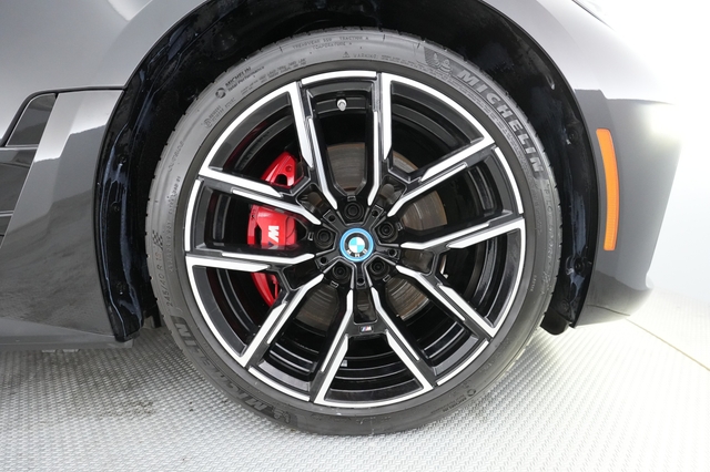 2023 BMW i4