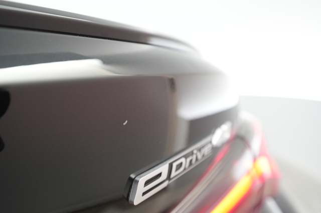 2023 BMW i4