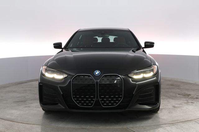 2023 BMW i4
